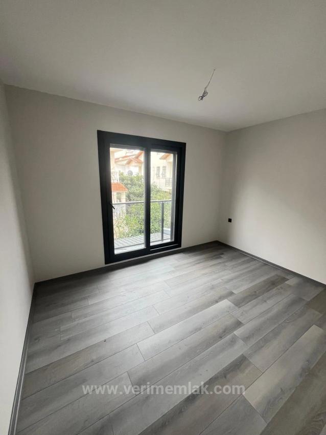 Suitable For Summer And Winter Living In Menderes Çukaltı, Only 350 Meters! 3+1 Modern Villa For Sale