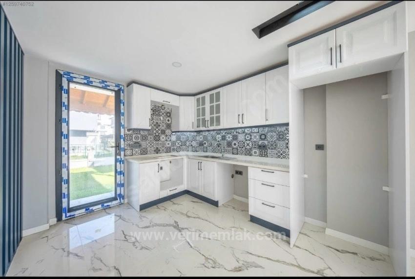 Luxury 3+1 Villa, Fully Detached, On A 316M² Plot, Close To The Sea In Seferihisar Cumhuriyet!