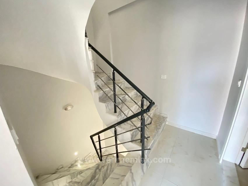 Close To The Sea, Secluded, Cost-Free 2+1 Corner Villa In Seferihisar'payamlı