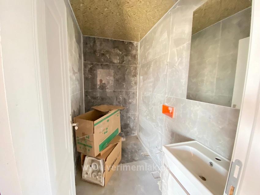 Seferihisar: Cumhuriyet Neighborhood, Near The Sea, Brand New 3+1 Corner Villa With License