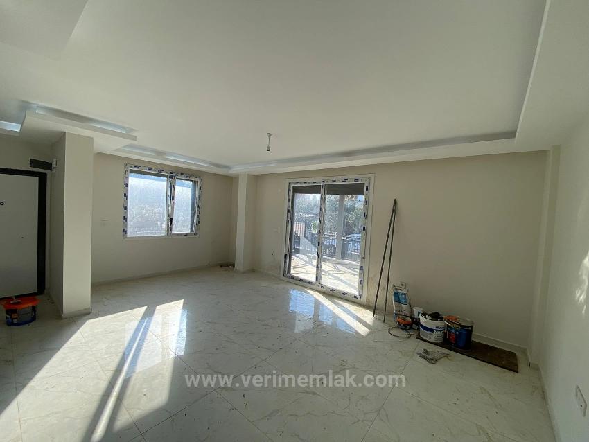 Walk To The Sea In Seferihisar! Corner Plot, 3+1 Detached Villa For Sale.