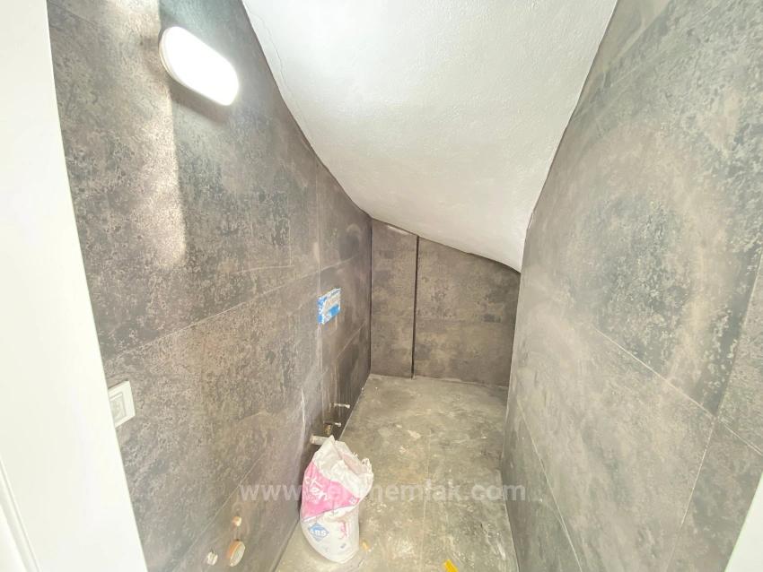 Walk To The Sea In Seferihisar! Corner Plot, 3+1 Detached Villa For Sale.