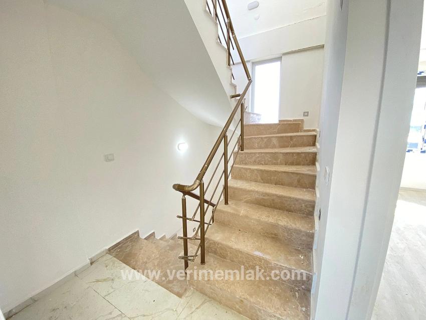 3+1 Bedroom Villa For sale in Cumhuriyet Nbh. Seferihisar Doğanbey - 150 m²