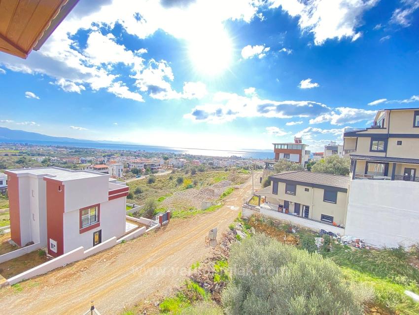 Luxury 4+1 Villa With Full Sea View And Pool In Seferihisar Atatürk Neighborhood!