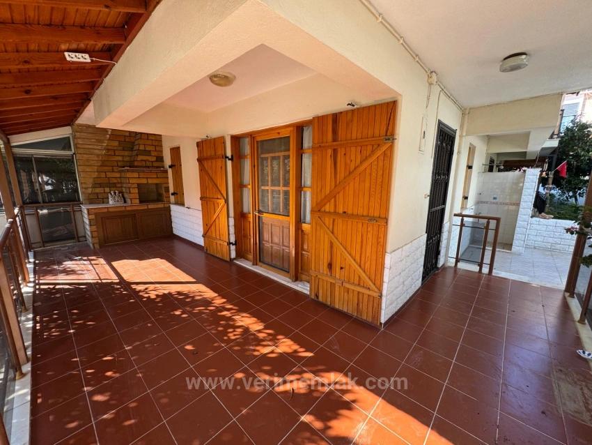 4+1 Villa On A Corner Plot For Sale In Menderes Orta Neighborhood, 500M From The Sea