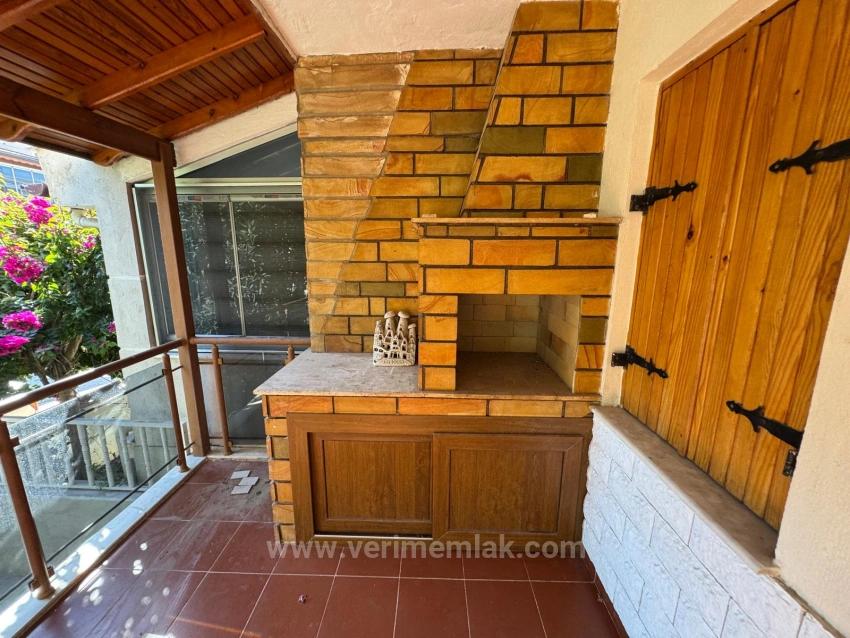 4+1 Villa On A Corner Plot For Sale In Menderes Orta Neighborhood, 500M From The Sea