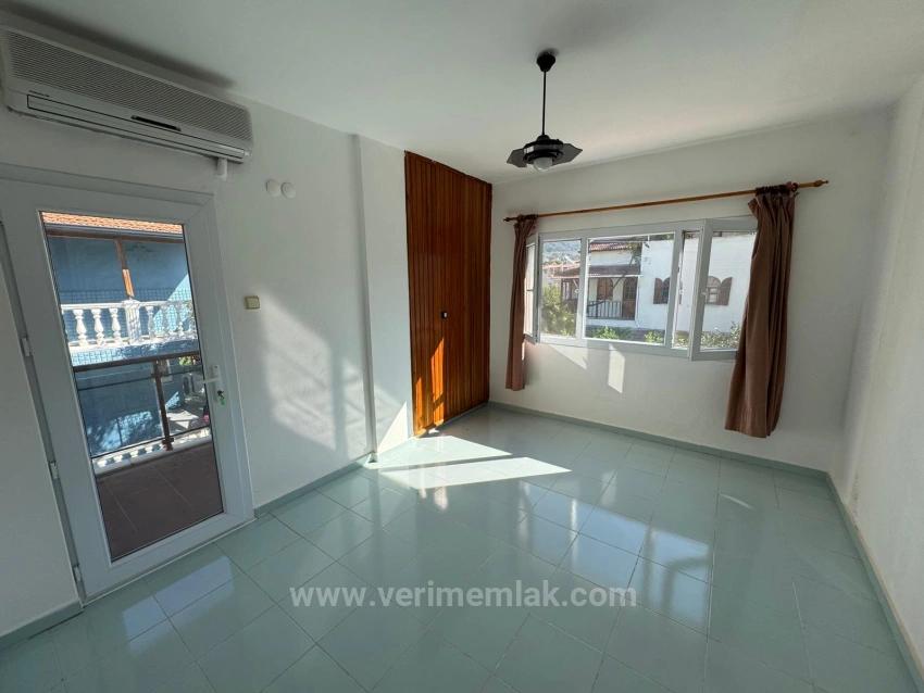 4+1 Villa On A Corner Plot For Sale In Menderes Orta Neighborhood, 500M From The Sea