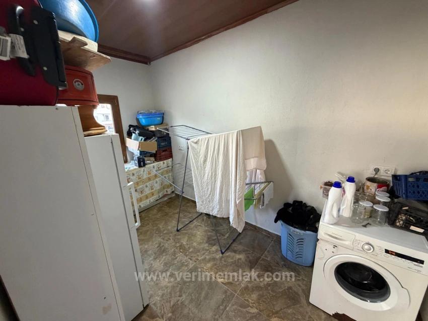 Detached Villa For Sale In Seferihisar Mersinalan, Surrounded By Nature, With No Additional Costs And 6+1 Rooms!