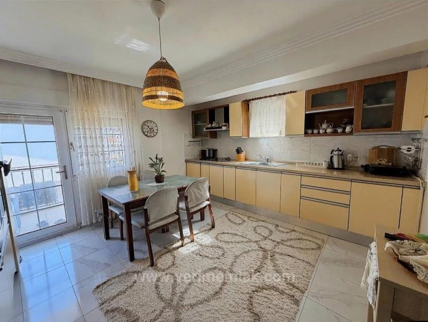 3+1 Duplex With Fireplace, Sea View And Spacious Living Room In The Heart Of Fevzi Çakmak Neighborhood, Urla.