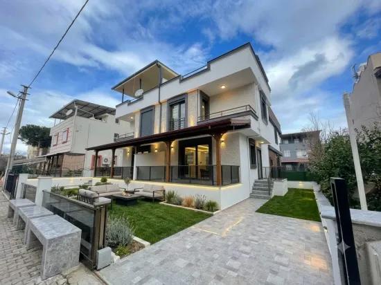 Brand New 3+1 Corner Villa For Sale In Seferihisar Payamlı, 350m From The Sea.