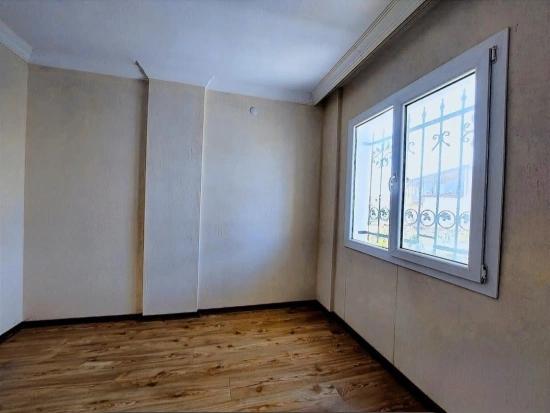 4+1 Corner Villa For Sale In Seferihisar Cumhuriyet, 500m From The Sea.