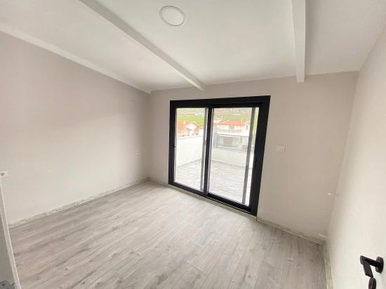 Luxury 6+1 Villa In Özdere Orta Mahalle, 400m From The Sea, In The Town Center.