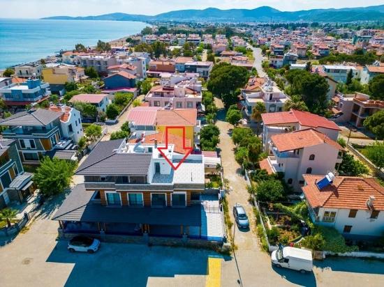 Ultra Luxury 3+1 Villa For Sale With Private Garden, Right By The Sea In Ürkmez