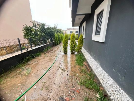 Detached Villa With Fruit Orchard, 500M From The Sea In Gümüldür Fevzi Çakmak