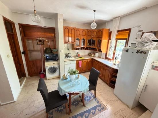 315m² Detached 3+1 Villa With Fruit Garden, 650m From The Sea In Doğanbey