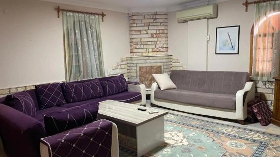 Luxury 3+1 Villa With Pool & Security In A Seafront Complex In Seferihisar Cumhuriyet