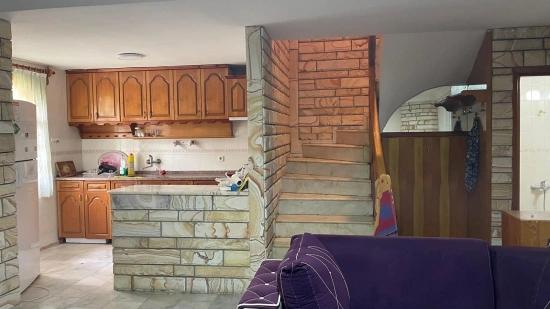 Luxury 3+1 Villa With Pool & Security In A Seafront Complex In Seferihisar Cumhuriyet