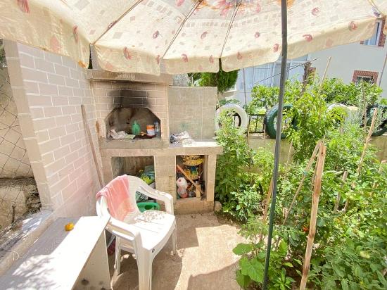 2+1 Apartment For Sale In Seferihisar Bengiler, 300M From The Sea, No Additional Renovation Needed.