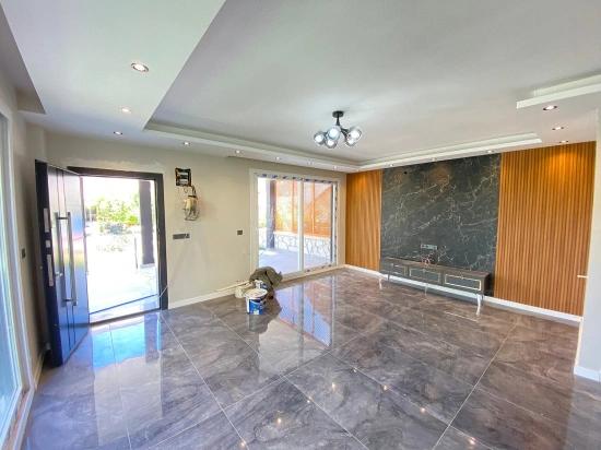 Modern Architecture In Seferihisar Cumhuriyet: 3+1 Villa With Stone Workmanship And Garden For Sale!