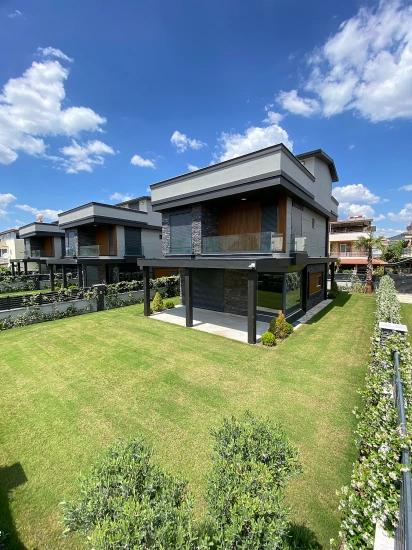 Luxury 4+1 Villa For Sale In Menderes, Gümüldür, Seaside Area: Modern Architecture, Fully Detached!