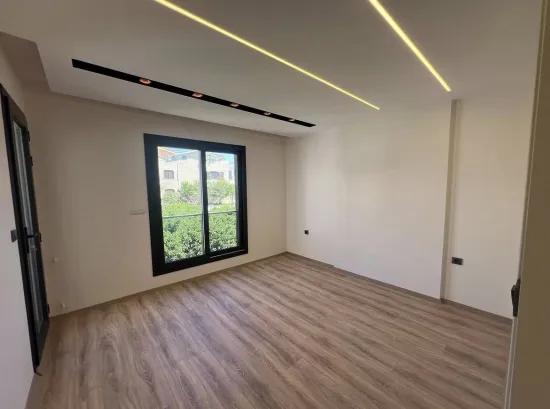 Izmir Özdere 14 Houses: A Huge 3+1 Villa With A Large Garden And Exterior Stone Cladding For High Comfort.