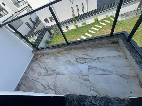 Luxury 3+1 Villa With Garden, Camera System Ready, 300m From The Sea In Özdere