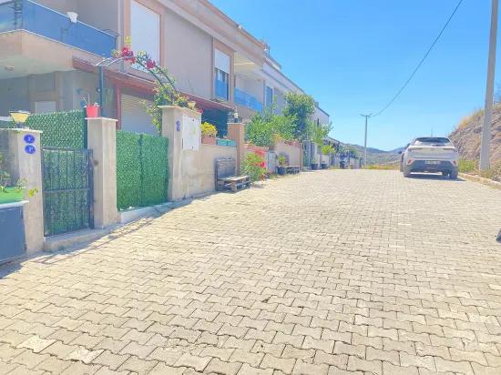 In Seferihisar Payamlı, Heat Pump, Cost-Free Detached Corner 3+1 Villa For Sale