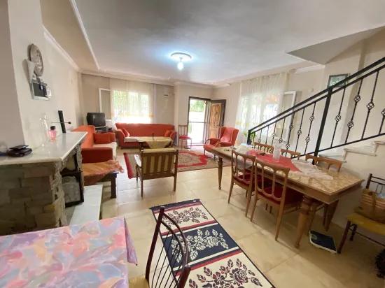 In Seferihisar Atatürk Neighbourhood, 100 metres from the sea, luxurious 3+1 villa with panoramic terrace