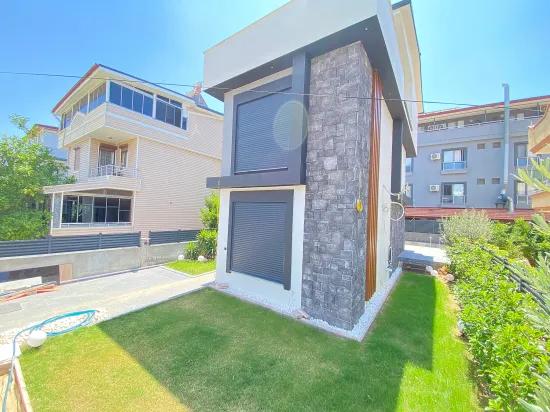 Gümüldür Fevzi Çakmak In the sea 100m Independent pool luxurious 3+1 smart villa