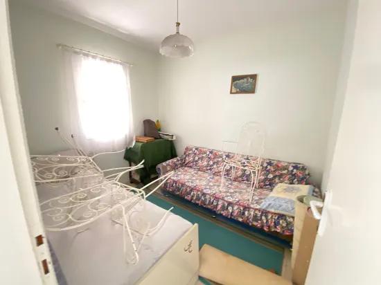 In Seferihisar Atatürk, 250m to the sea, a 2+1 opportunity villa with a full view and a large garden