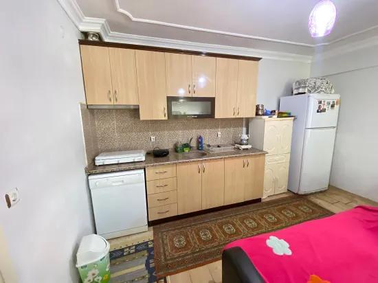 In the Ürkmezmersin Area of Seferihisar, 100 metres to the sea, spacious garden, for sale 2+1 flat!