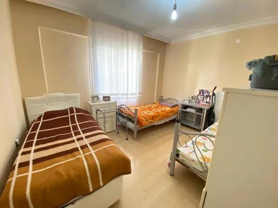 In the Ürkmezmersin Area of Seferihisar, 100 metres to the sea, spacious garden, for sale 2+1 flat!