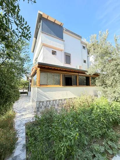 Seferihisar Doğanbey In Cumhuriyet close to the sea suitable for summer-winter living 3+1 Villa