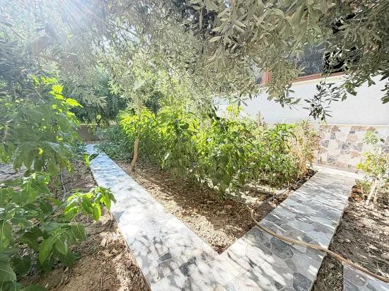 Seferihisar Doğanbey In Cumhuriyet close to the sea suitable for summer-winter living 3+1 Villa