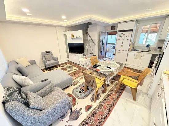 Seferihisar Doğanbey In Cumhuriyet close to the sea suitable for summer-winter living 3+1 Villa