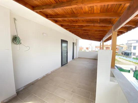 Seferihisar In Akarca, Pool, large Garden, Residence Permit, For Sale 4+1 Villa