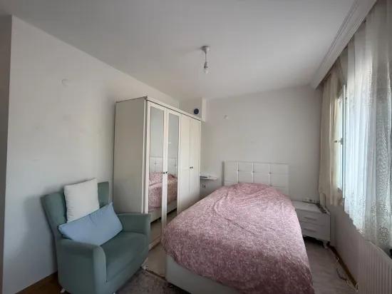 İzmir Seferihisar Hıdırlık Mahallesi'nde Merkezi Konumda Satılık 2+1 Daire