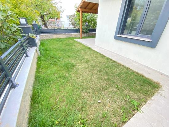 4+1 Villa For Sale With Detached Garden, Very Close To The Sea In Doğanbey