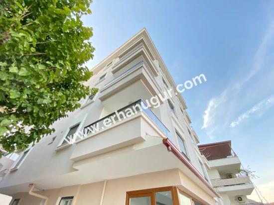 2+1 Apartment For Sale With Elevator And Full Sea View In Gumuldur
