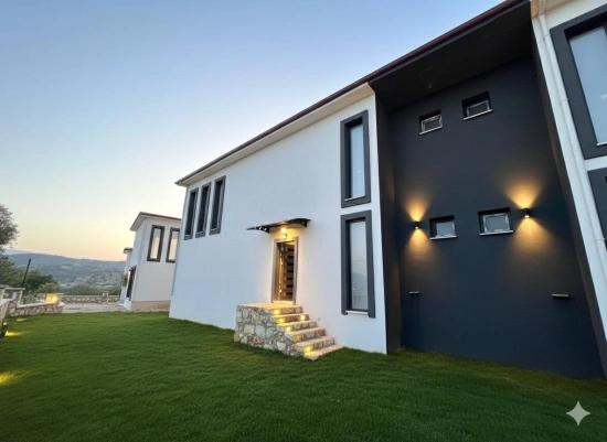 2+1 Summer House For Sale In Doğanbey, Separate Living Room And Kitchen With Underfloor Heating