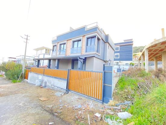 Awesome 2+1 Summer House For Sale In Doğanbey With Full Sea View