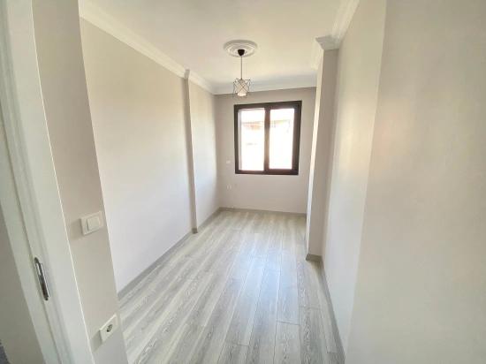 "2+1 Villa For Sale In Seferihisar, Cumhuriyet Neighborhood, 500m From The Sea, With A Large Garden"
