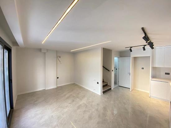 Luxury 3+1 Villa For Sale In Özdere With Parking, 50M To The Sea And Full View