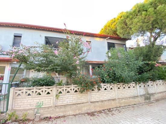 3+1 Closed Balcony Apartment For Rent By The Sea In Ürkmez