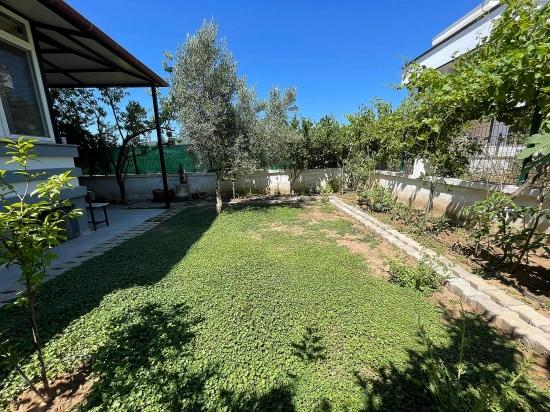 A Single Detached 4+1 Villa Within 205 Meters In Doğanbey