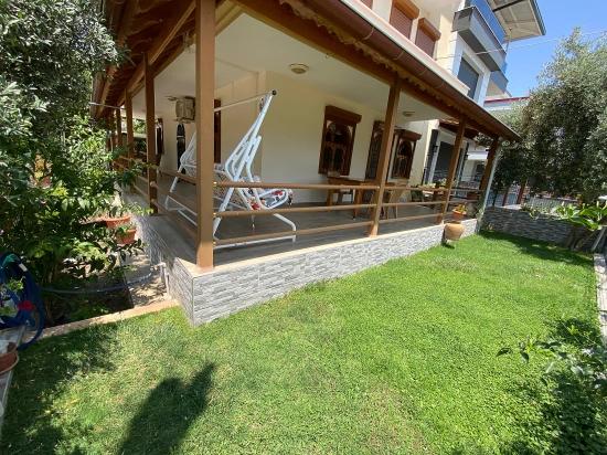 7+1 Corner Villa For Sale In Seferihisar Cumhuriyet, 400M From The Sea!