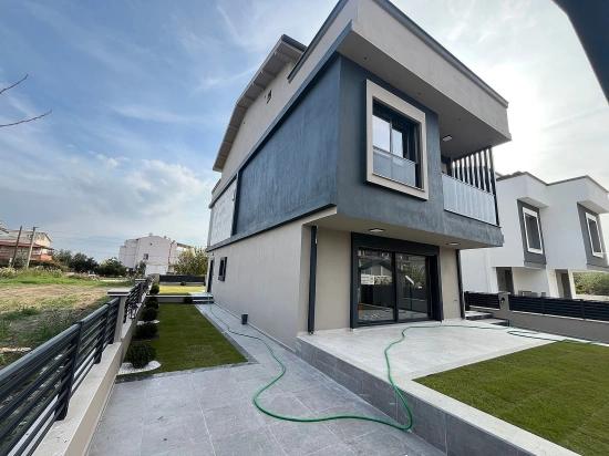 3+1 Villa For Sale In Menderes Gümüldür, 400 Meters From The Sea, With 3+1 Parking