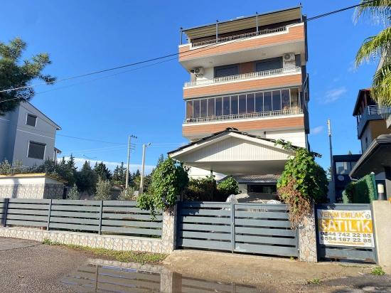 The Best Location And Seaside 1+1 Garden Apartment In Ürkmez Bengiler