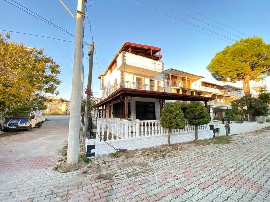 Ultra-Luxury, First-Class Quality 4+1 Villa For Sale In Seferihisar Ürkmez, 100M From The Sea.