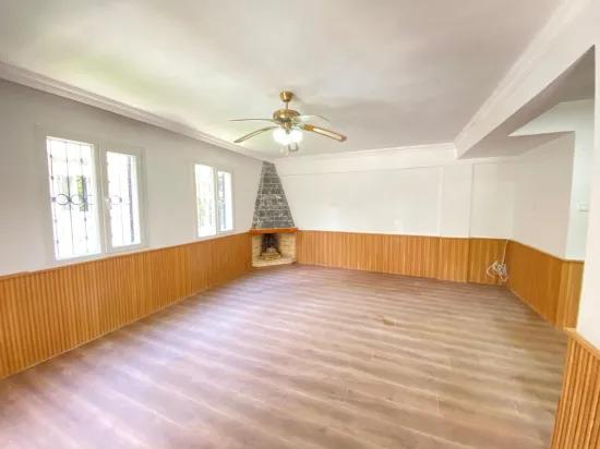 Luxury 3+1 Villa, 250m From The Sea In Seferihisar Mersin Area! (renovated)